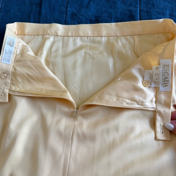 VINTAGE ESCADA Margaretha Ley wool pencil skirt Pale Yellow Size 38/Medium - Picture 4 of 12